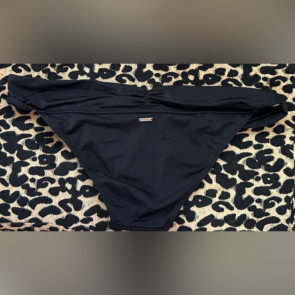 VS Swim black cheeky bikini with gold hardware - Picture 5 of 5